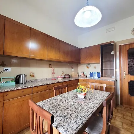 Green Home Apartment *